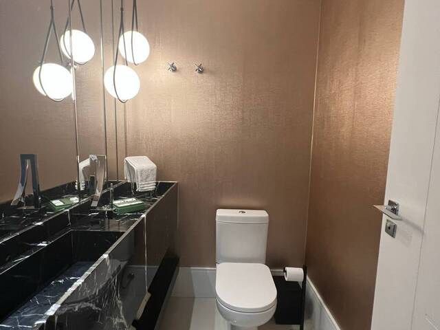 Apartamento para Venda em Curitiba - 4